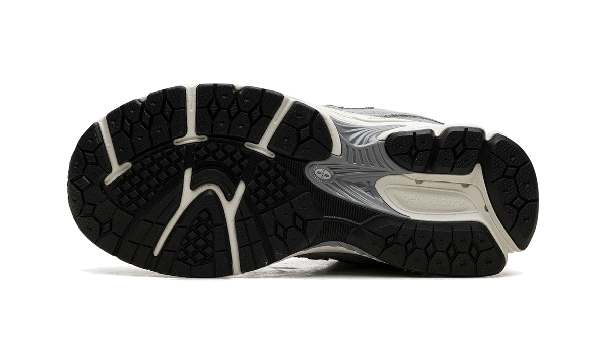 Overkicks - New Balance 2002R Steel (GS) (GC2002ST) - imagen 5