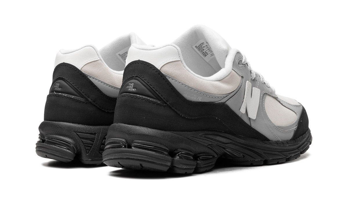 Overkicks - New Balance 2002R The Basement Stone Grey (M2002RBA) - par completo