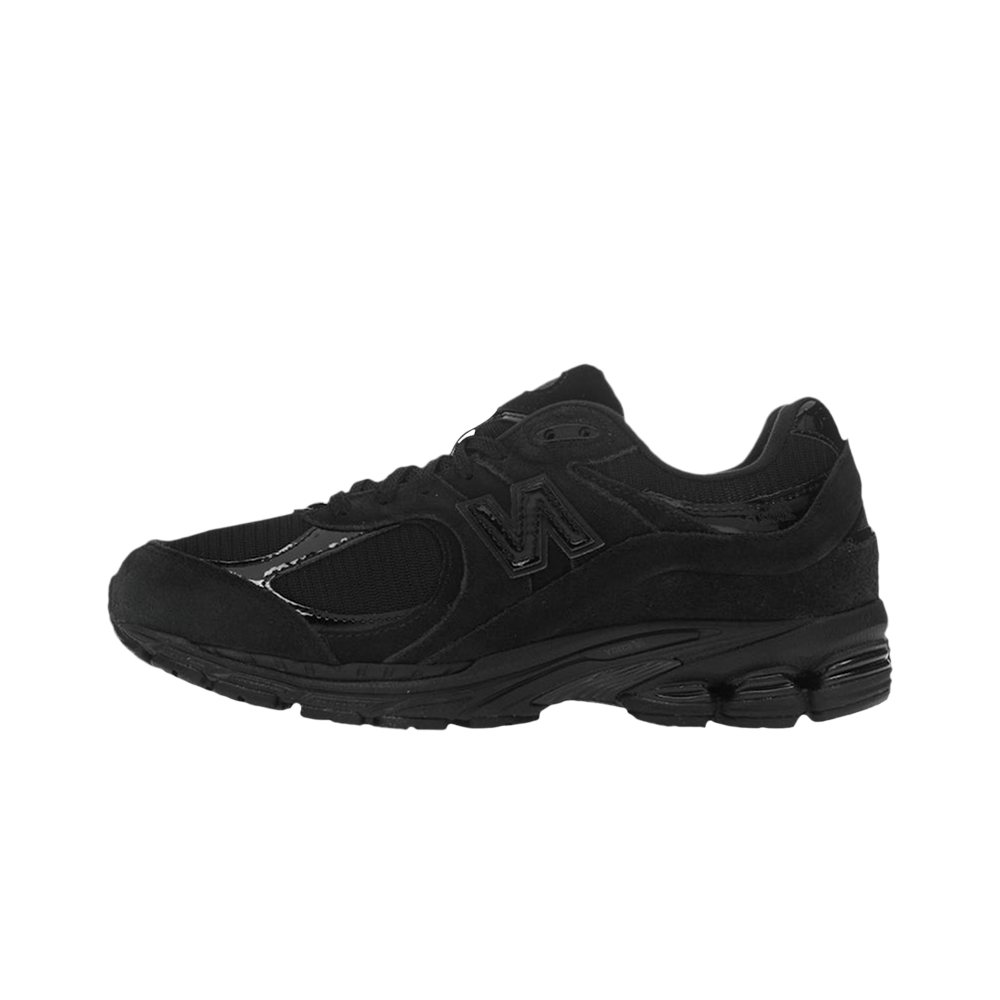 Overkicks - New Balance 2002R Triple Black (M2002RZB) - vista lateral