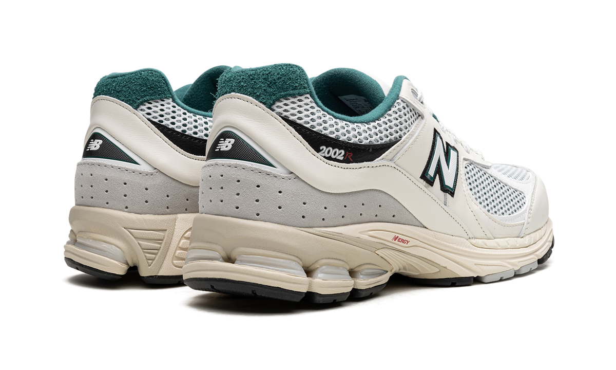 Overkicks - New Balance 2002R Vintage Teal Pouch (M2002RVD) - par completo