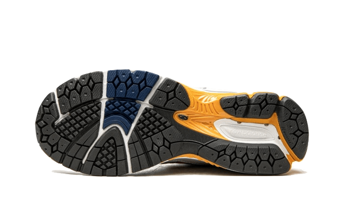 Overkicks - New Balance 2002R White Lagoon (M2002RLA) - detalle suela