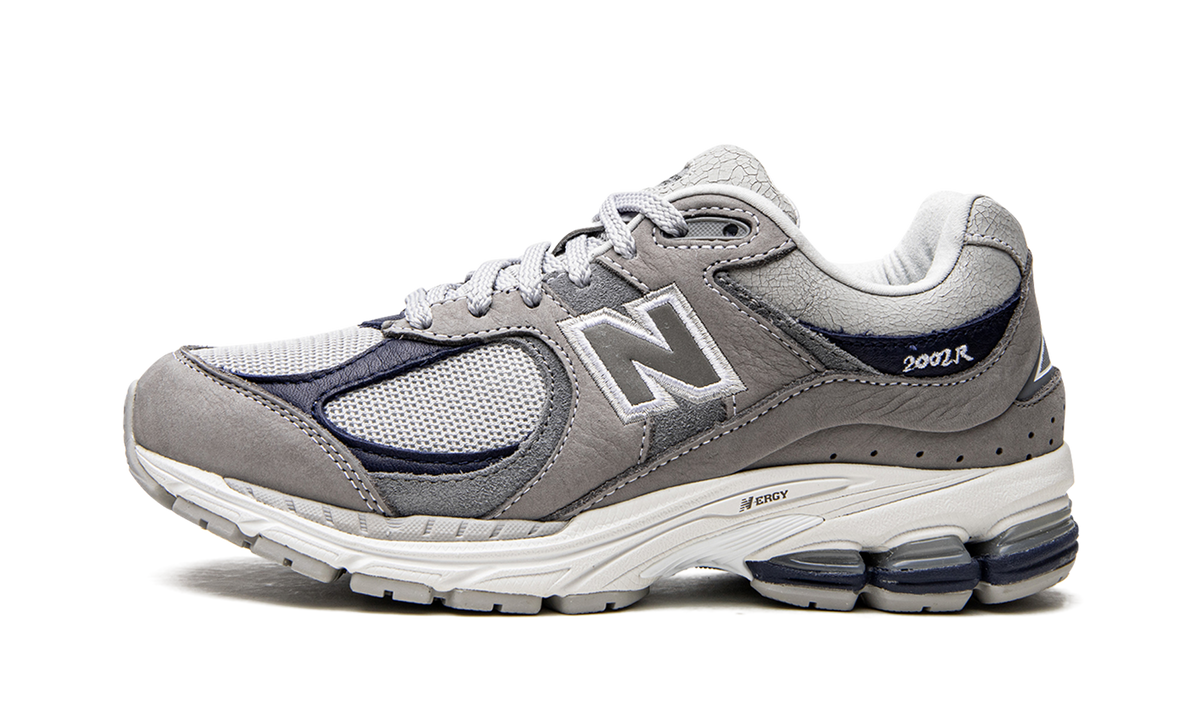 Overkicks - New Balance 2002R thisisneverthat The 2022 Downtown Run (M2002RTH) - vista lateral