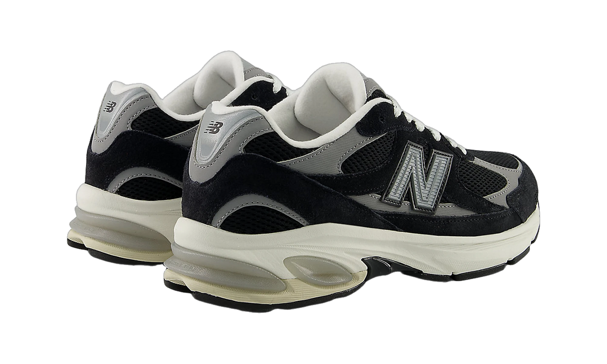 Overkicks - New Balance 2010 Black Shadow Grey (U2010892) - par completo