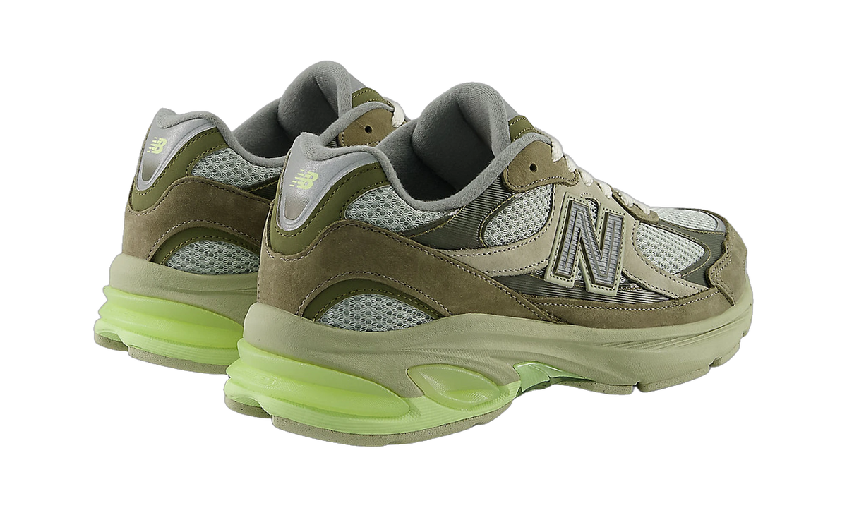 Overkicks - New Balance 2010 Covert Green Dry Lime (U20101AH) - par completo