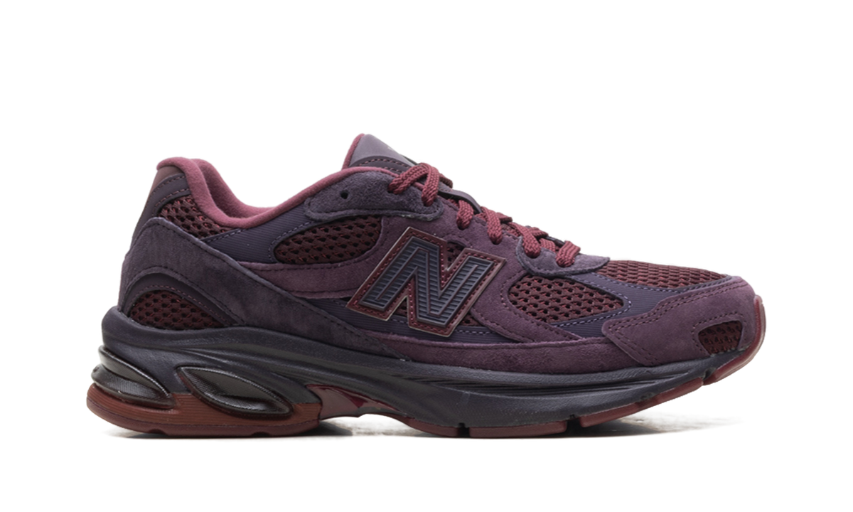 Overkicks - New Balance 2010 Rich Paul Plum Brown (U2010RP1) - detalle talón