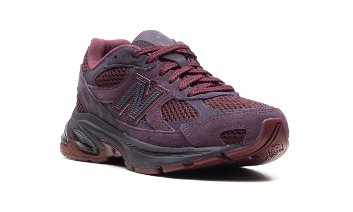 Overkicks - New Balance 2010 Rich Paul Plum Brown (U2010RP1) - detalle lateral interior
