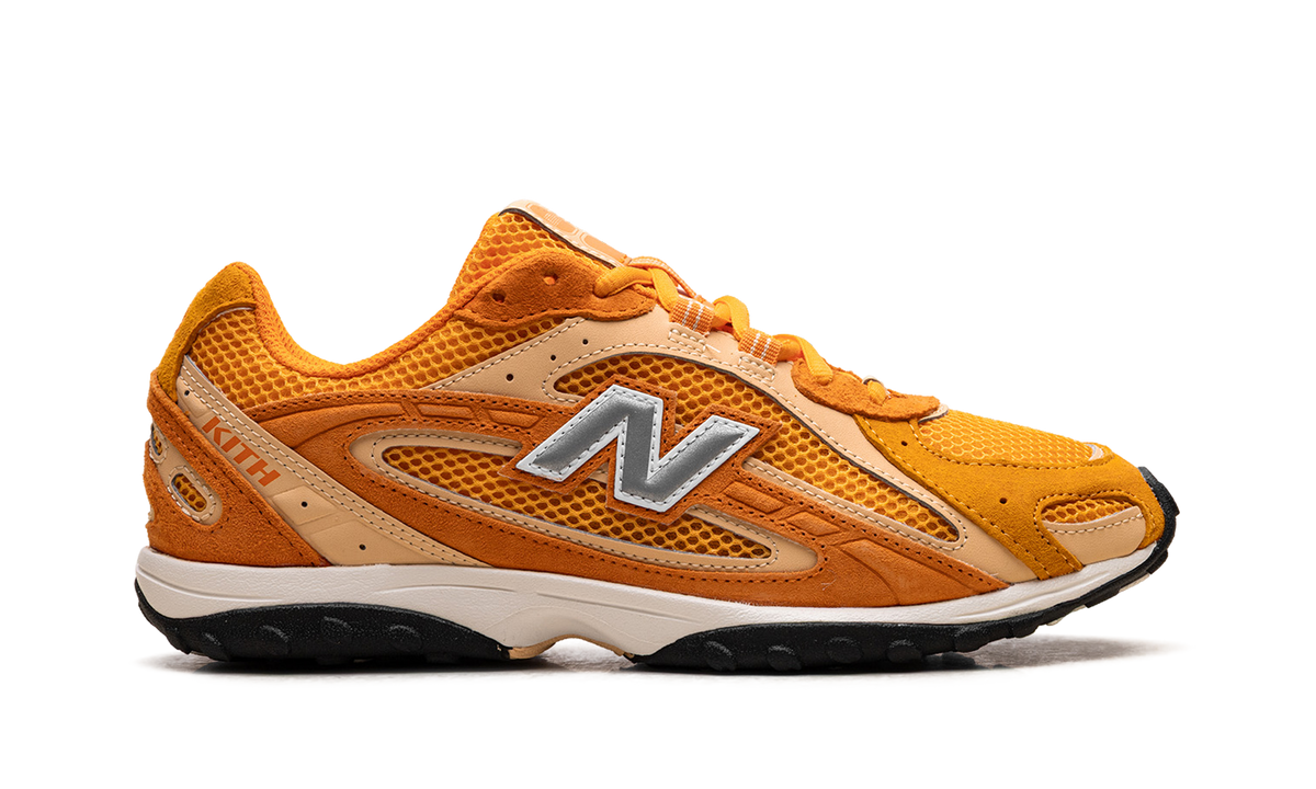 Overkicks - New Balance 204L Kith Orange (U204LKTI) - detalle talón