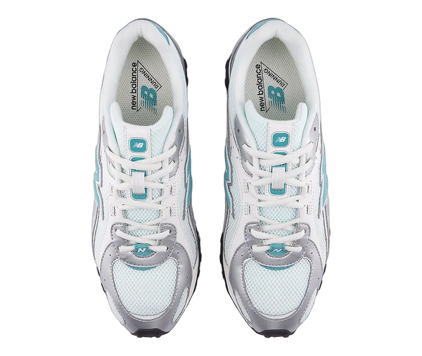 New Balance 204L Light Silver Metallic