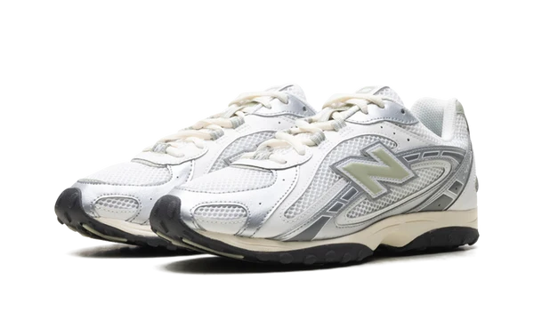 New Balance 204L Silver Metallic Sage Green