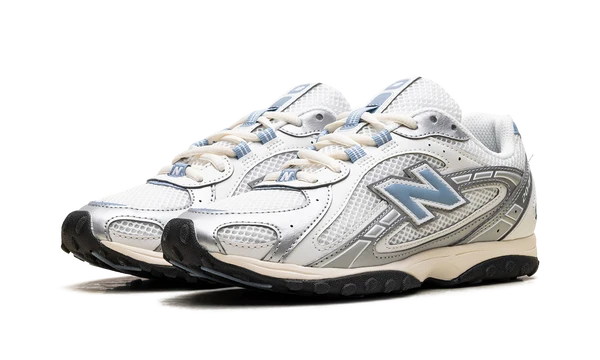 New Balance 204L Silver Metallic Sky