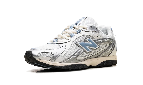 New Balance 204L Silver Metallic Sky