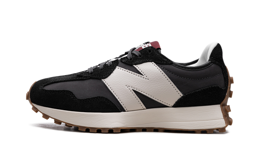 Overkicks - New Balance 327 Black Moonbeam (Womens) (WS327KC) - vista lateral