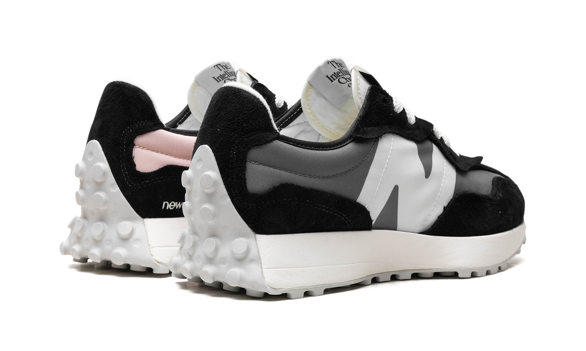 Overkicks - New Balance 327 Black Pink Grey (U327WEM) - par completo