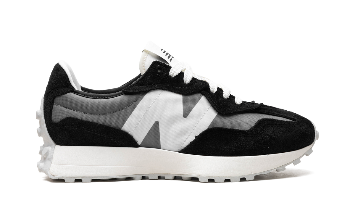 Overkicks - New Balance 327 Black Pink Grey (U327WEM) - detalle talón