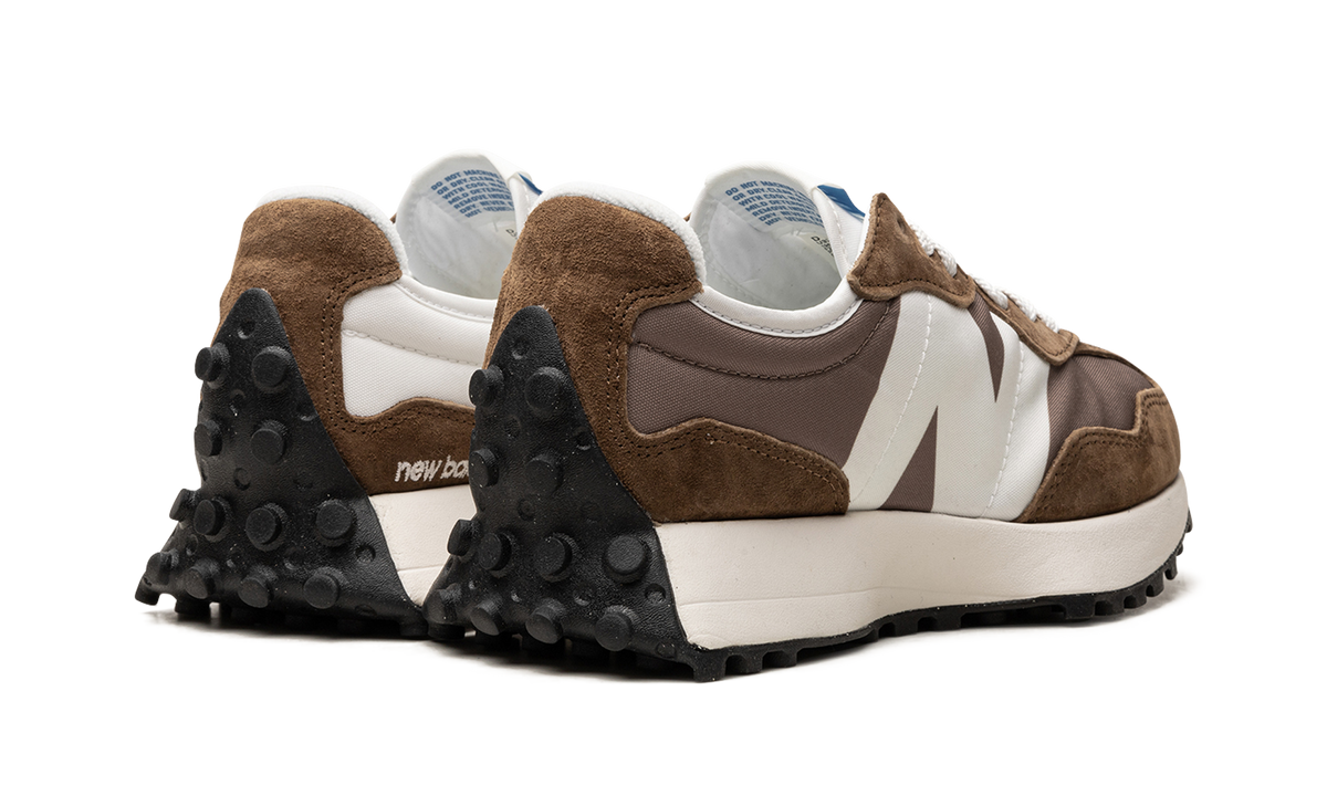 Overkicks - New Balance 327 Dark Earth Mushroom (U327LG) - par completo