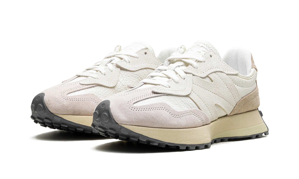 Overkicks - New Balance 327 Grey Day Moonrock (2024) (U327WGA) - vista trasera