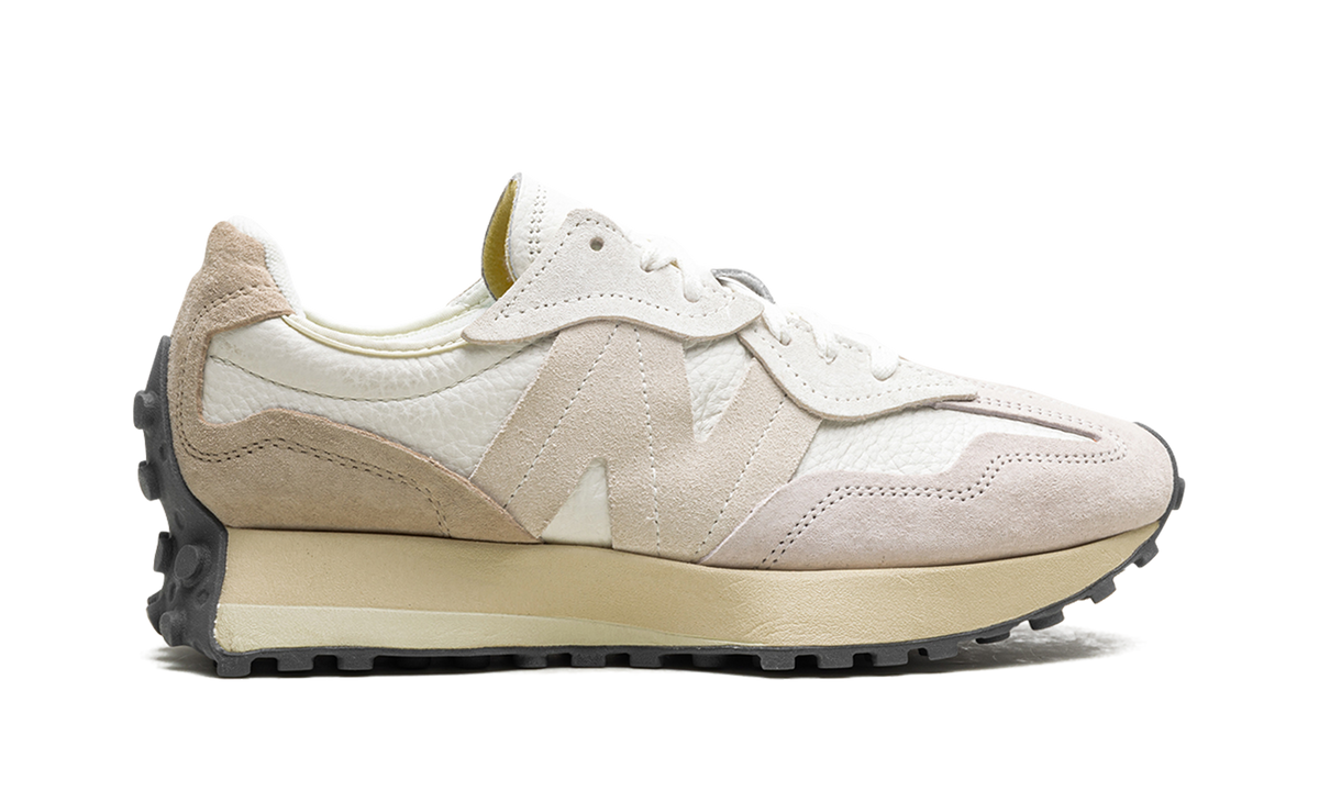 Overkicks - New Balance 327 Grey Day Moonrock (2024) (U327WGA) - detalle talón