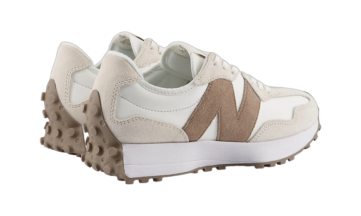 Overkicks - New Balance 327 Linen Sea Salt Mushroom (Womens) (W327SUC) - par completo