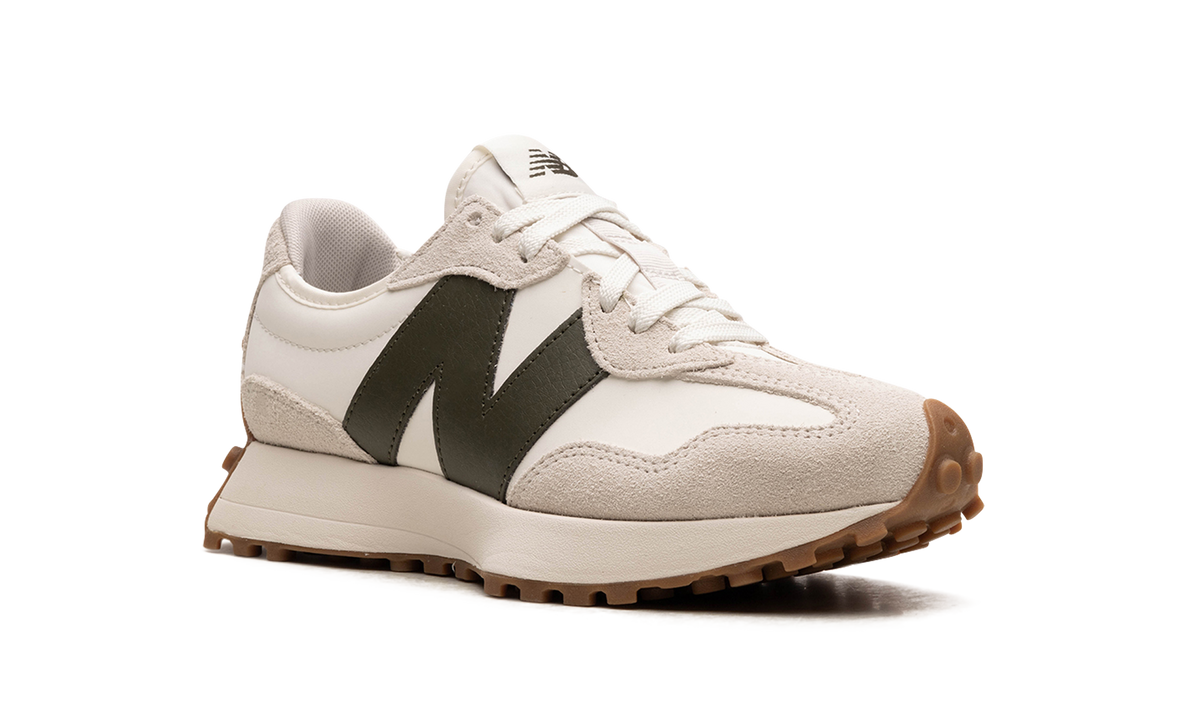 Overkicks - New Balance 327 Moonbeam Oak Leaf Green (MS327ASN) - detalle lateral interior