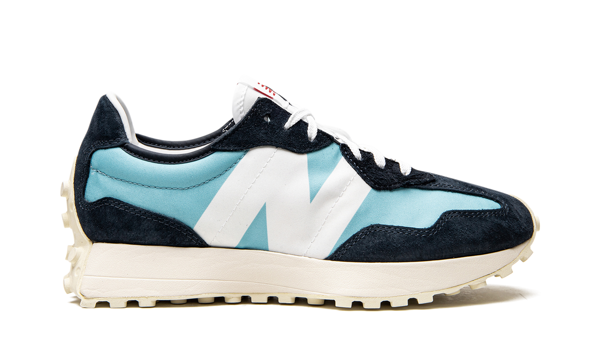 Overkicks - New Balance 327 Navy White (Womens) (WS327CPB) - detalle talón