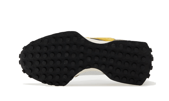 Overkicks - New Balance 327 White Yellow Olive (MS327PO) - par completo