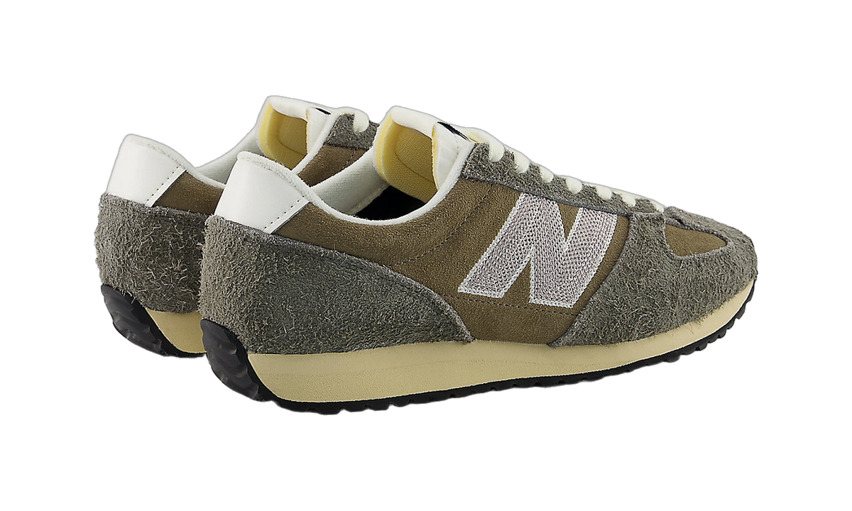Overkicks - New Balance 471 Tornado Thunder Brown (U4717CF) - par completo