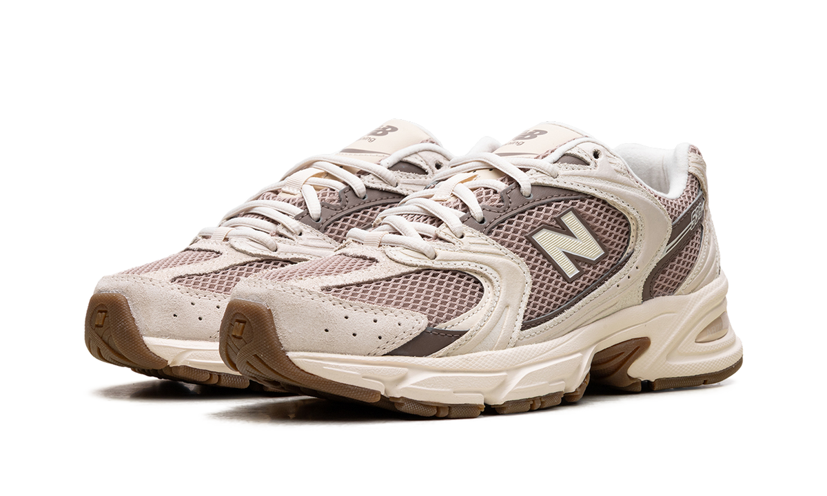 Overkicks - New Balance 530 Bisque Earth Shadow Gum (U530SUA) - vista trasera