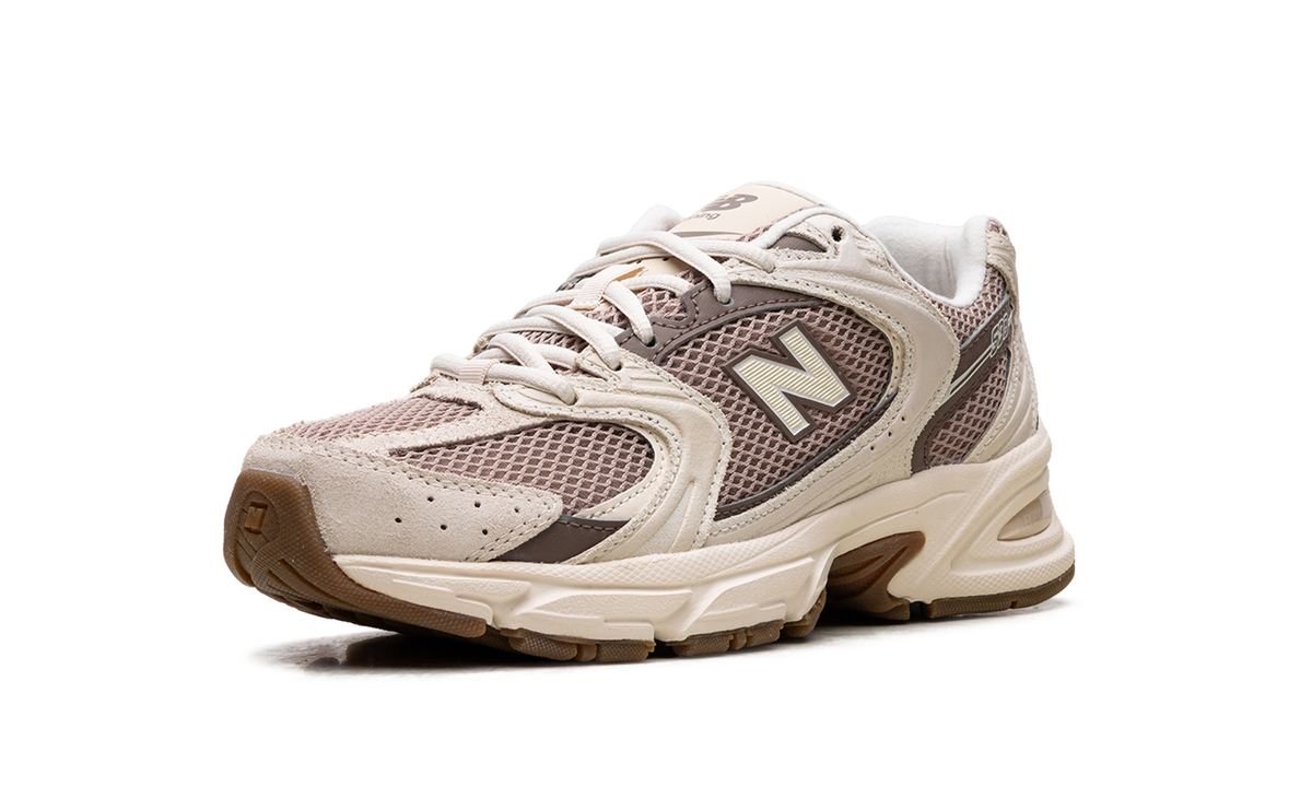Overkicks - New Balance 530 Bisque Earth Shadow Gum (U530SUA) - detalle suela