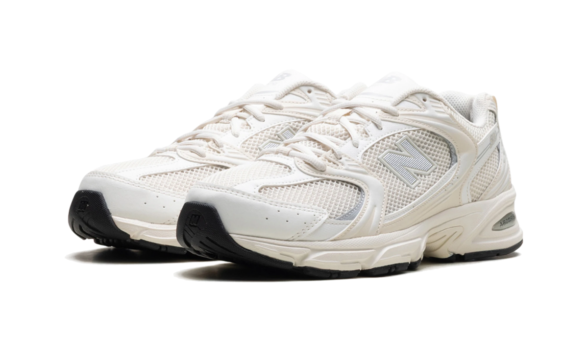 Overkicks - New Balance 530 Cream White Silver (MR530LZ) - vista trasera