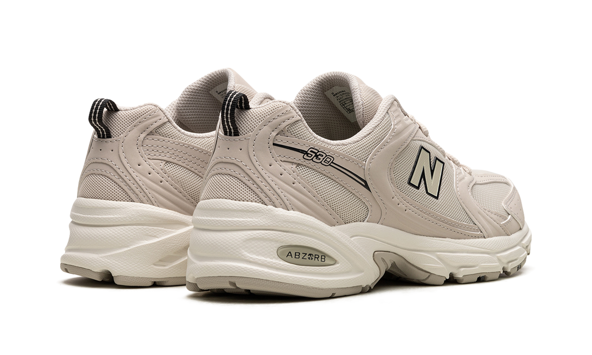 Overkicks - New Balance 530 Ivory (MR530SH) - par completo