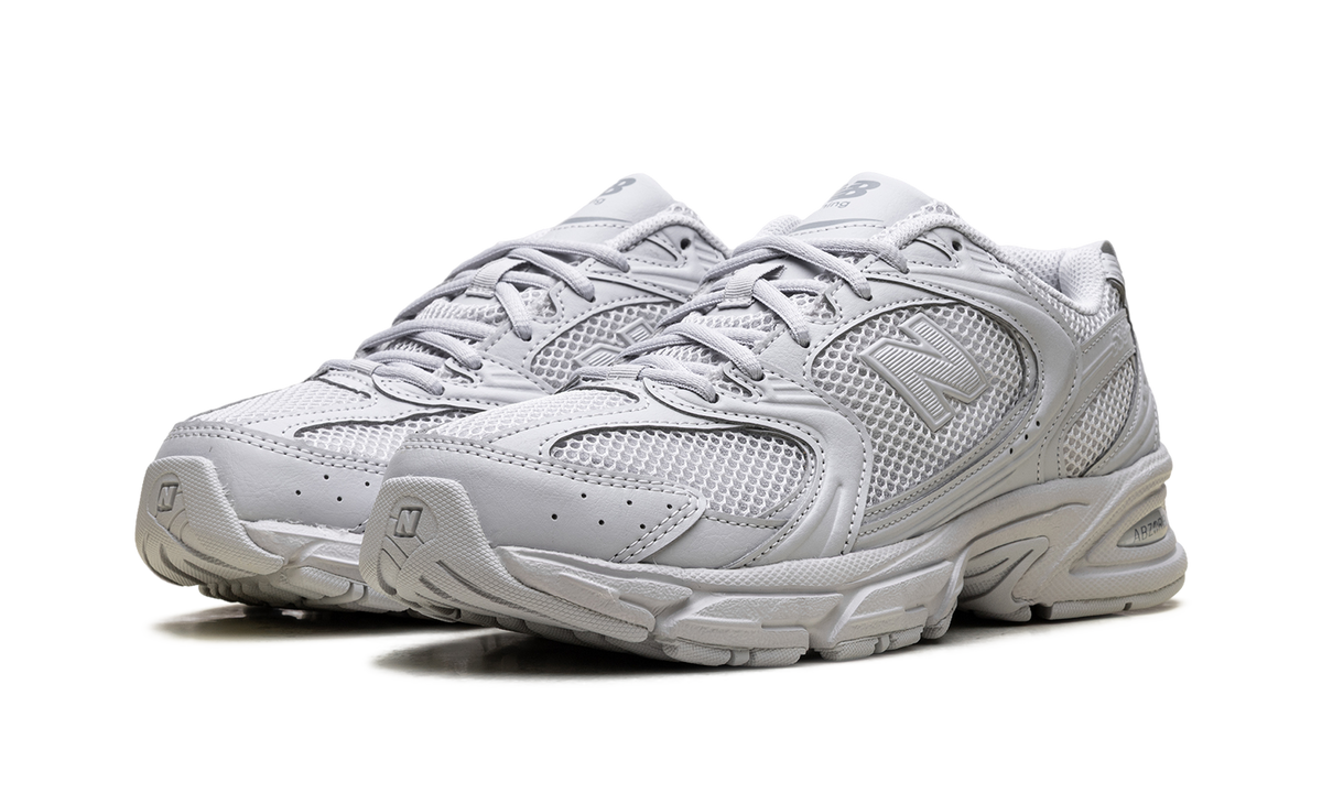 Overkicks - New Balance 530 Pearl Grey (U530TBA) - vista trasera