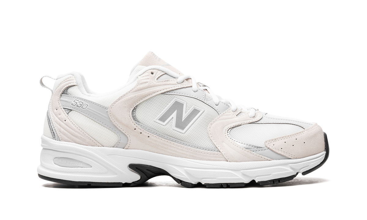 Overkicks - New Balance 530 Sea Salt (MR530CE) - detalle talón