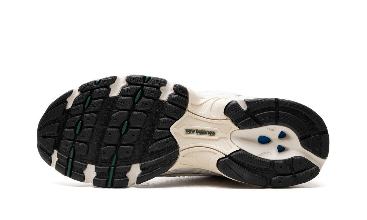 Overkicks - New Balance 530 Sea Salt Marsh Green (MR530SX) - vista superior