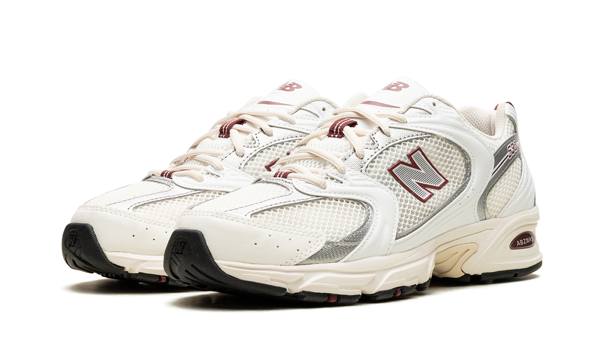 Overkicks - New Balance 530 Sea Salt Mercury Red (MR530SZ) - vista trasera