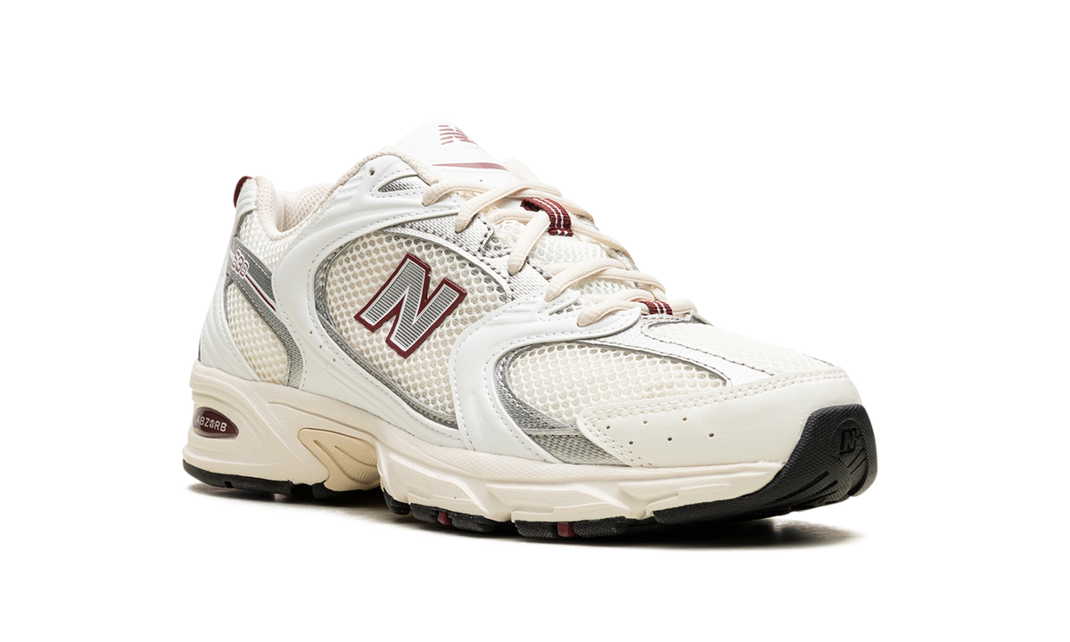 Overkicks - New Balance 530 Sea Salt Mercury Red (MR530SZ) - detalle lateral interior