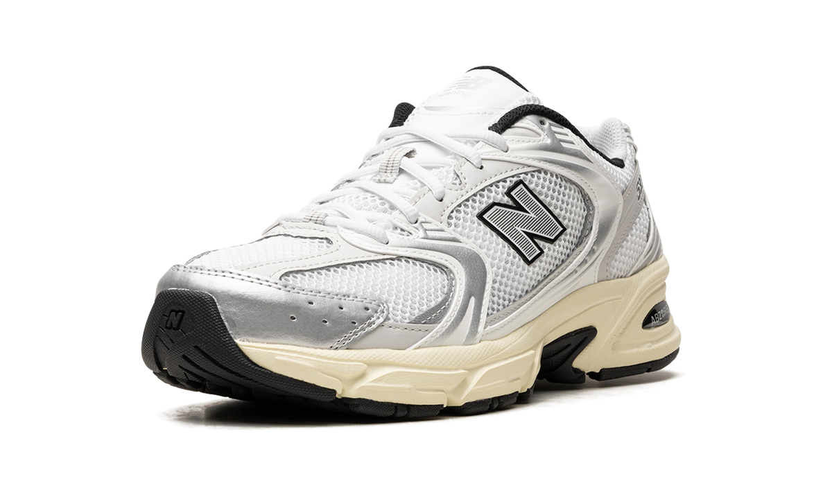Overkicks - New Balance 530 Silver Cream (MR530TA) - detalle suela