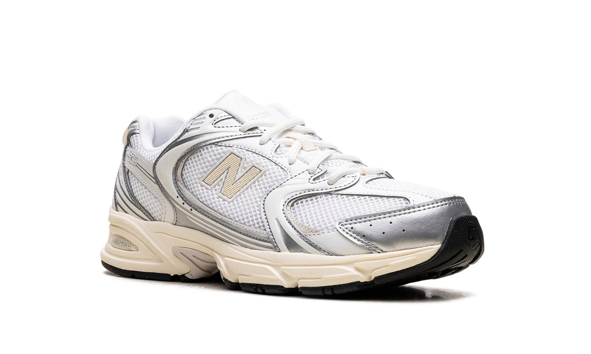 Overkicks - New Balance 530 Silver Metallic Linen (U530ESB) - detalle lateral interior
