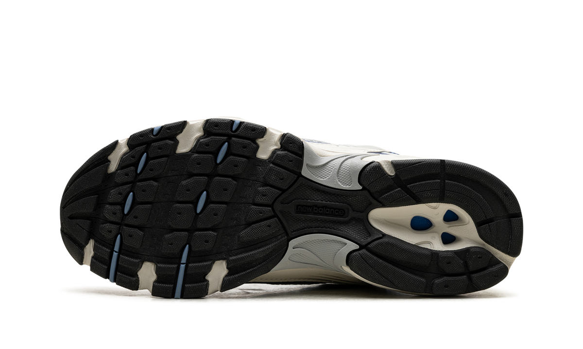 Overkicks - New Balance 530 Steel Blue (MR530KC) - vista superior