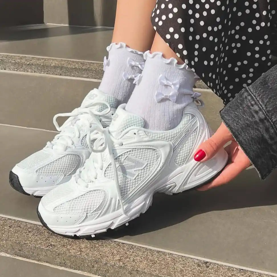 Overkicks - New Balance 530 Triple White (MR530PA) - vista trasera