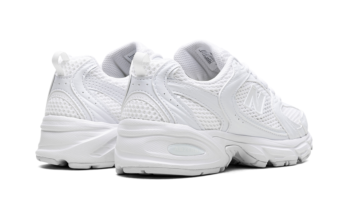 Overkicks - New Balance 530 Triple White (MR530PA) - detalle suela