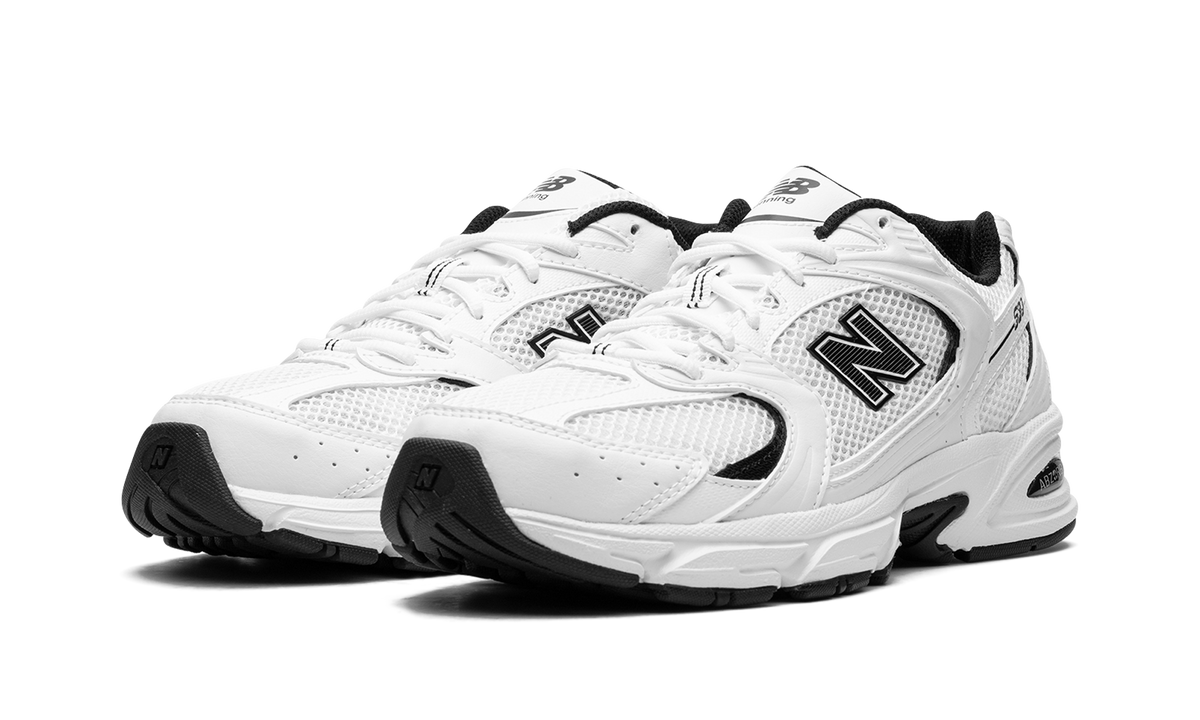 Overkicks - New Balance 530 White Black Details (MR530EWB) - par completo