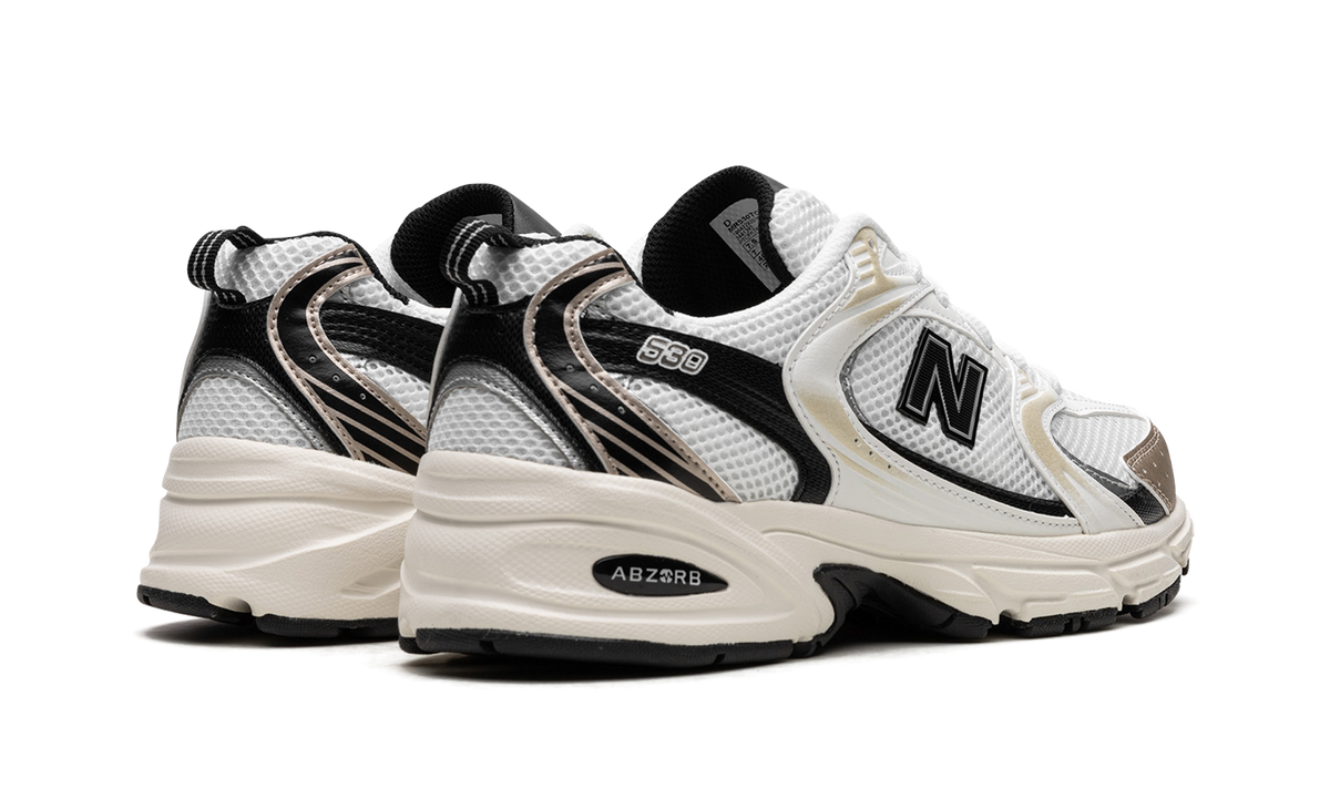 Overkicks - New Balance 530 White Light Gold Metallic (MR530TC) - par completo