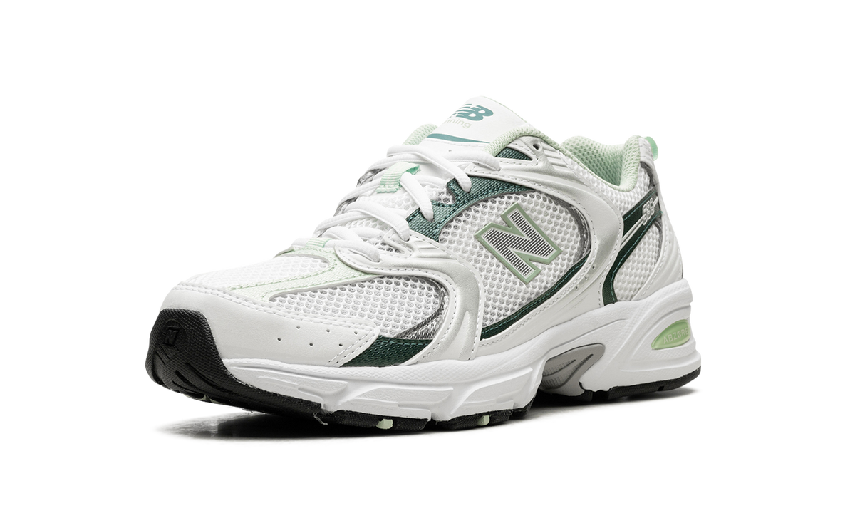 Overkicks - New Balance 530 White New Spruce (MR530RB) - detalle suela