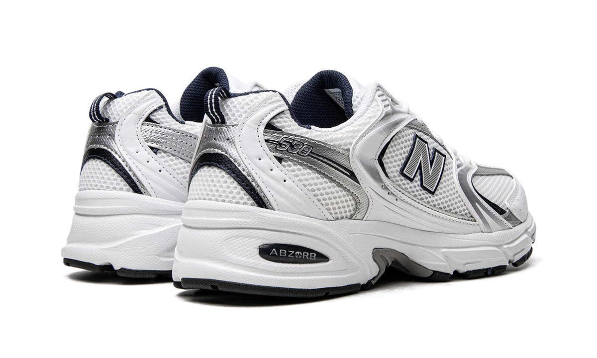 Overkicks - New Balance 530 White Silver Navy (MR530SG) - detalle suela