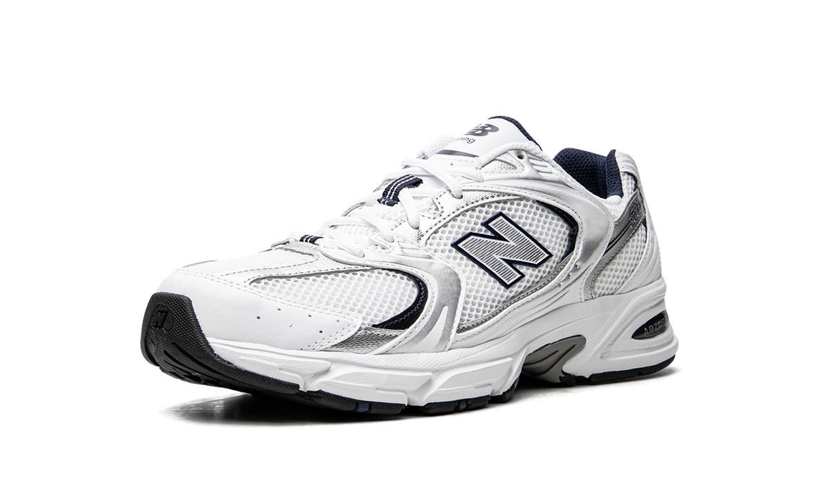 Overkicks - New Balance 530 White Silver Navy (MR530SG) - vista superior