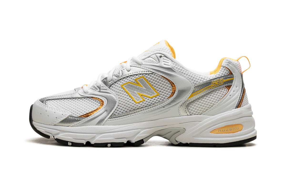 Overkicks - New Balance 530 White Vibrant Apricot Silver Metallic (MR530PUT) - vista lateral