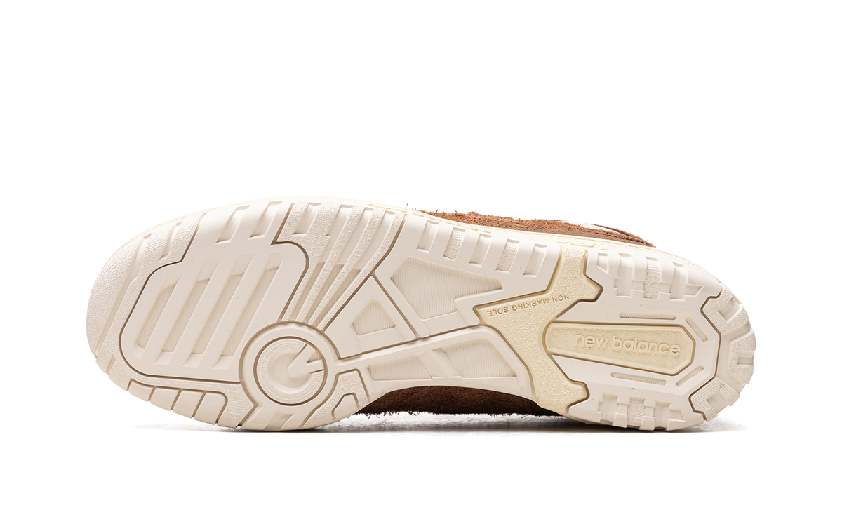 Overkicks - New Balance 550 Aime Leon Dore Brown Suede (BB550DB1) - vista superior
