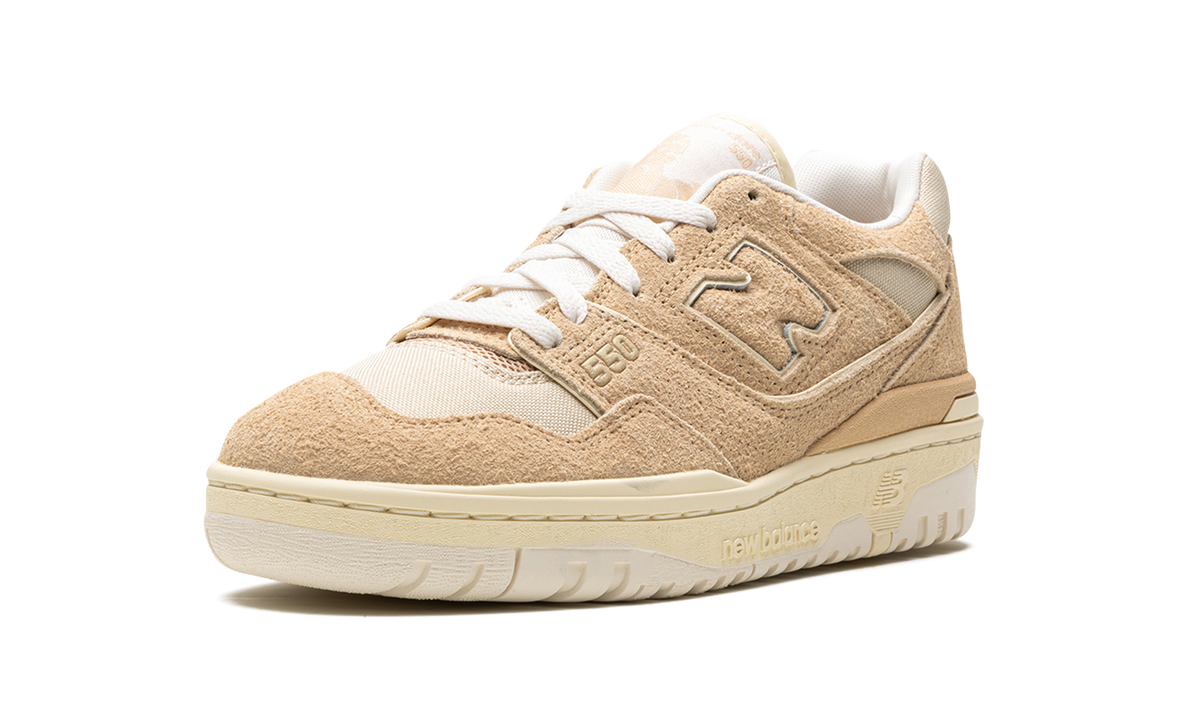 Overkicks - New Balance 550 Aime Leon Dore Taupe Suede (BB550DA1) - detalle suela