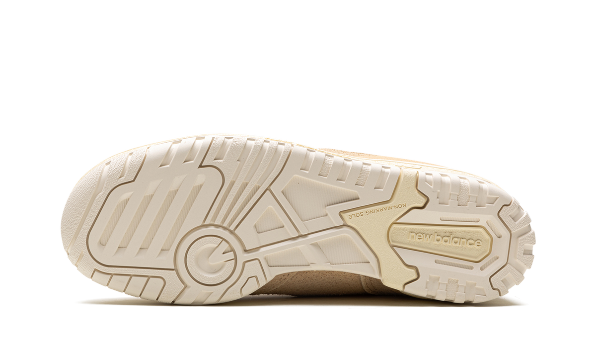 Overkicks - New Balance 550 Aime Leon Dore Taupe Suede (BB550DA1) - vista superior