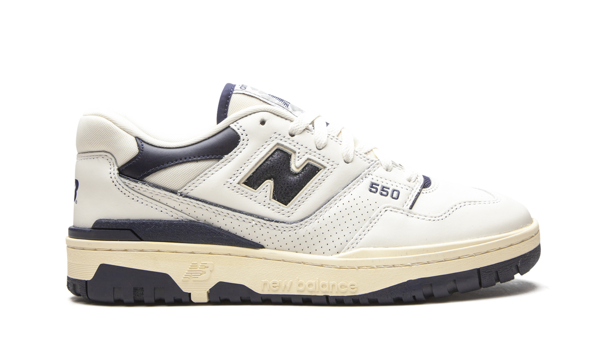 Overkicks - New Balance 550 Aime Leon Dore White Navy (BB550ALF) - detalle talón